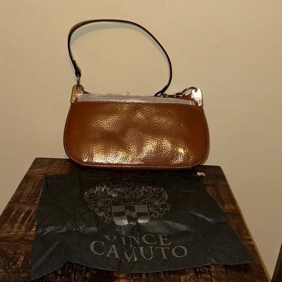NWT Vince Camuto Genuine convertible Leather Crossbody Satchel in toffee brown - Picture 3 of 16